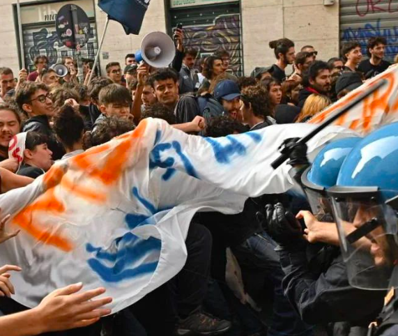Corteo degli studenti contro la Meloni, Amnesty International: “Era veramente necessaria quella violenza?”