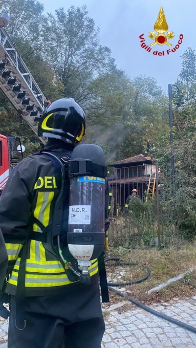 Incendio nell’ex fabbrica di dinamite ad Avigliana