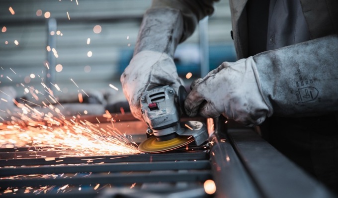 Il lavoro c’è ma le aziende faticano a trovare personale, anche a Torino