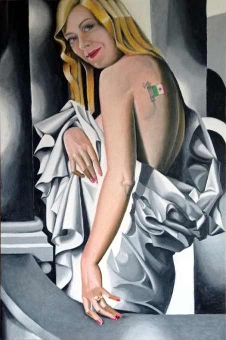 Giorgia Meloni e il tatuaggio con la svastica: l’opera di Javier Scordato a The Others imbarazza la politica