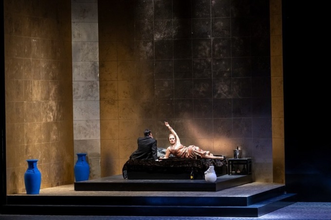 Ancora braccia incrociate al Teatro Regio: non è garantita la prima recita de La Rondine