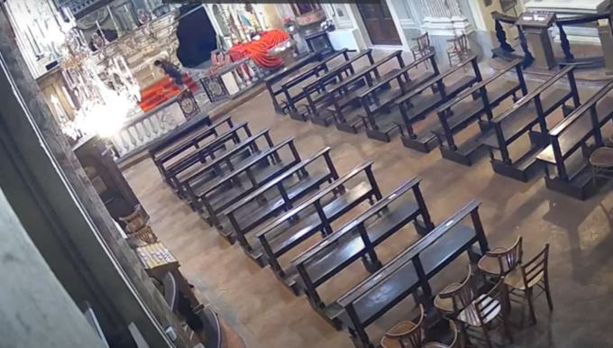 Espulso il responsabile che ha danneggiato diversi crocifissi ad Alessandria