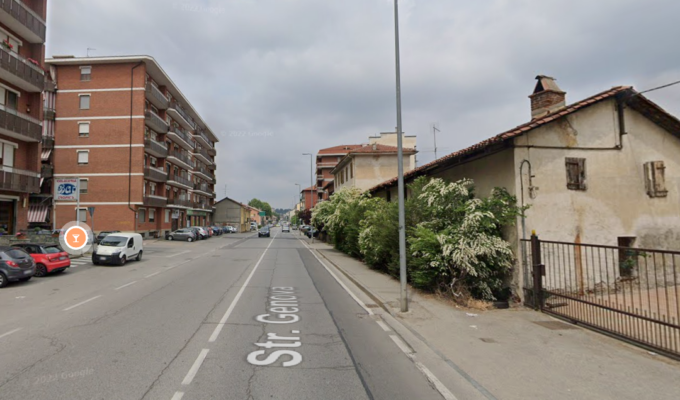 Entra in un ristorante-kebab a Moncalieri per rubare soldi nella cassa ma viene ferito dal pizzaiolo