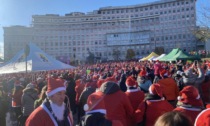 50mila persone al raduno dei Babbi Natale davanti al Regina Margherita