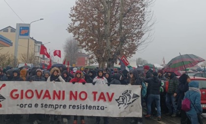 Marcia "No Tav" da Susa a Venaus contro la Torino-Lione