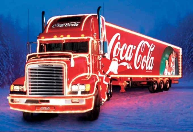 Il Coca Cola Truck fa tappa a Torino dove invita a riflettere sull’importanza della condivisione