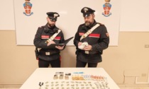 Casa trasformata in un supermercato della droga: arrestati padre e figlio