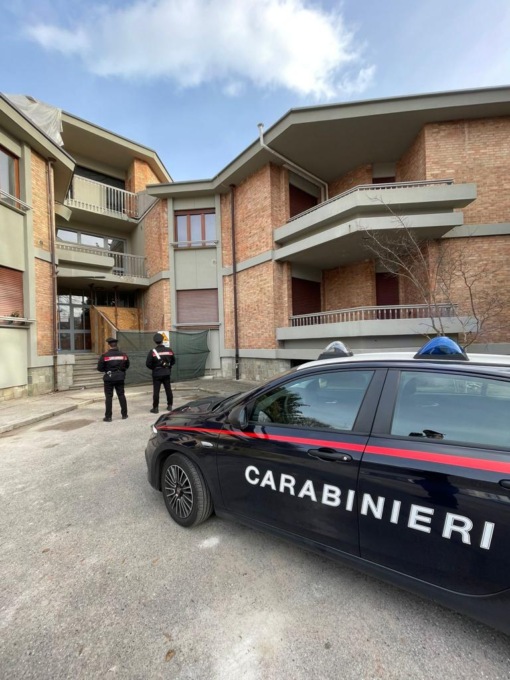 Operaio precipita da un’impalcatura e muore: arrestato un collega per omicidio