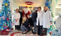 Il Babbo Natale della Polizia di Stato fa visita ai bambini del Regina Margherita