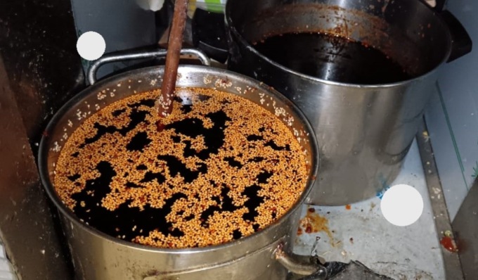 Scarsa igiene nel ristorante cinese, 8 chili di cibo sequestrati e attività sospesa