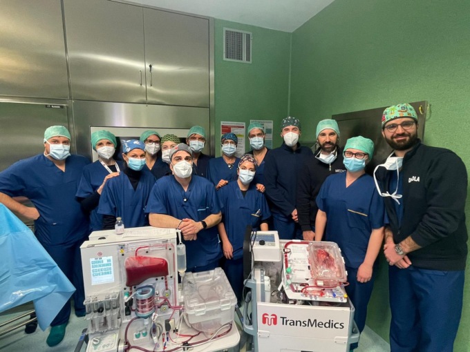 Trapianto alle Molinette: il cuore batte anche fuori dal corpo del donatore