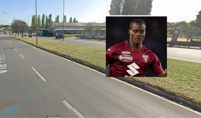 Demba Seck percorre in auto via Pietro Cossa e finisce fuori strada