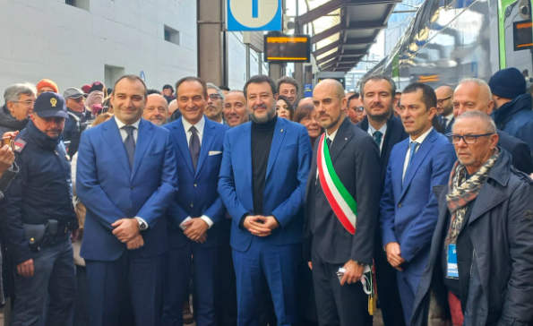Dal centro città all’aeroporto di Torino in treno: oggi l’inaugurazione, domani la prima corsa