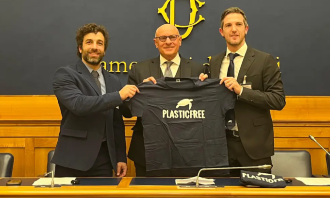 Torino, Collegno e Alpignano Comuni “Plastic Free”