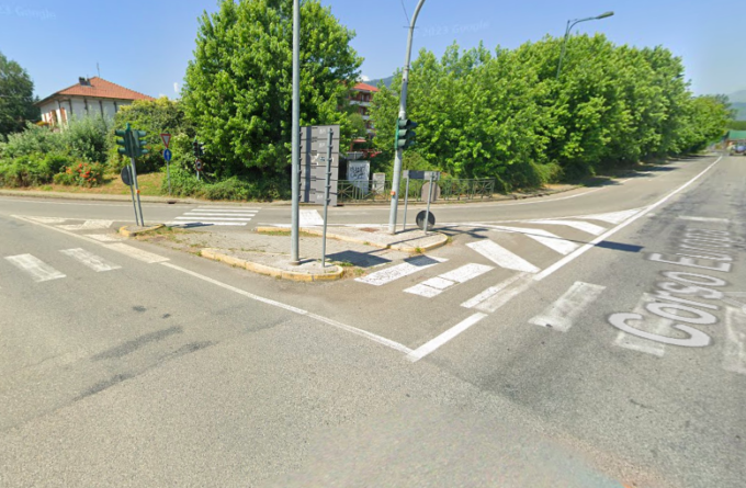 Incidente con la bici, il figlio della vittima: “Papà è gravissimo, chi ha visto cosa gli è successo?”