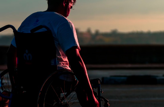 Il Lions Club Rivoli Castello dona 7 carrozzine rigenerate all’ospedale Molinette