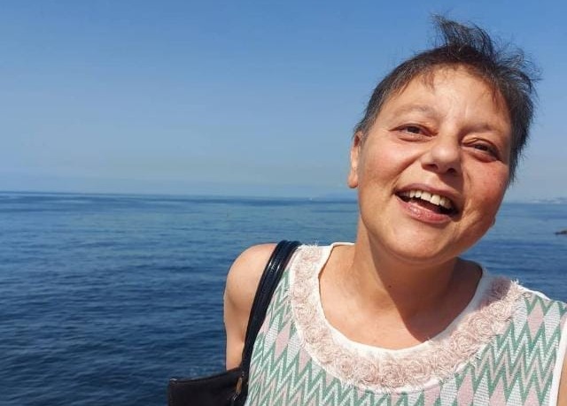 La storia di Anna Vitiello, prof. di educazione fisica e malata oncologica, abbandonata dalle istituzioni