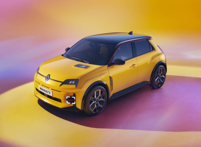 Nuova Renault 5 E-Tech Electric, il grande ritorno di un’icona pop