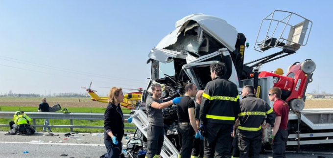 Incidente mortale sull’A6 Torino Savona, morto un autotrasportatore di 54 anni