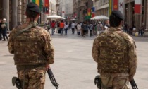 Sicurezza, arrivano i rinforzi: 54 militari in più e presidi in diversi quartieri della città