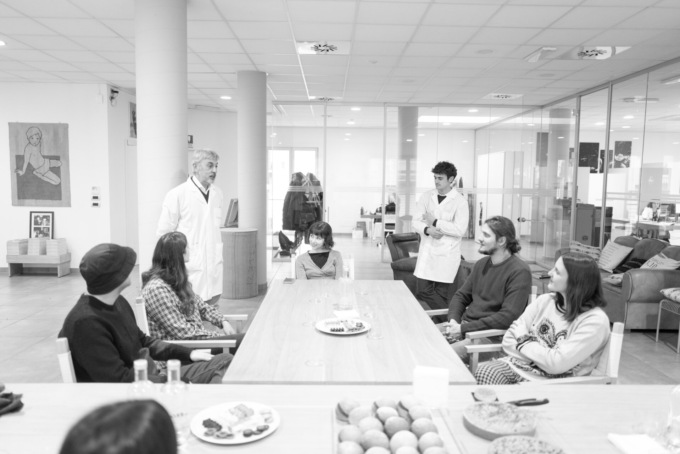 La Fabbrica di Cioccolato di Guido Gobino diventa palcoscenico per una serata dedicata alla musica e ai giovani