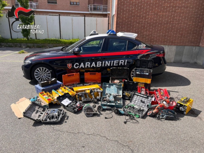 Ladro girava per Nichelino con le targhe false: arrestato dai carabinieri