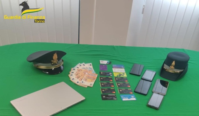 Le occasioni online si rivelano delle “bufale”, arrestati due truffatori seriali