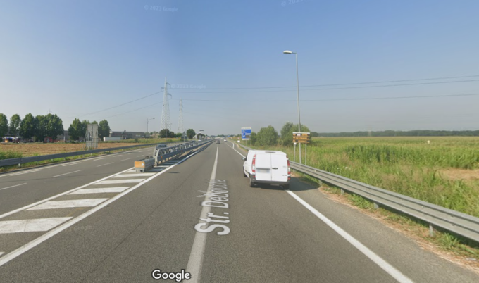 Scontro tra tre auto in via Debouché a Nichelino