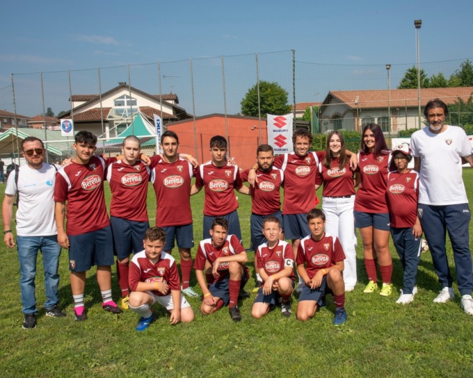La squadra 100% UGI dei ragazzi guariti da tumore scende in campo allo Stadio Filadelfia nel Torneo dell’amicizia 