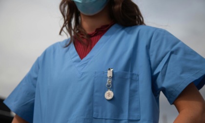 Incognita assunzioni infermieri: due ricorsi al TAR mettono a rischio il concorso dell'Azienda Zero