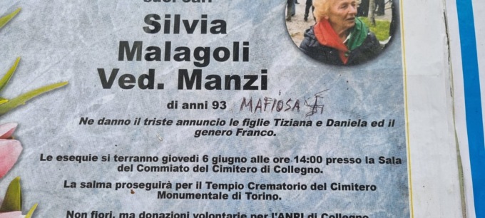 Svastica sul manifesto funebre della vedova di Luciano Manzi, partigiano e dirigente nazionale dell’Anpi