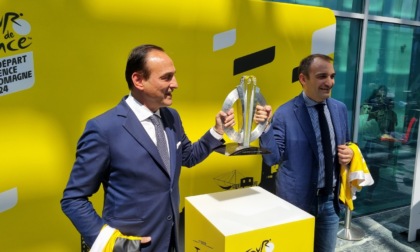 Tour de France 2024: il trofeo della “grand départ” nel grattacielo della regione; gli eventi sul territorio