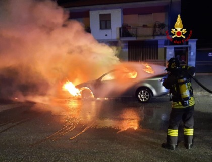 Auto a fuoco a Bibiana