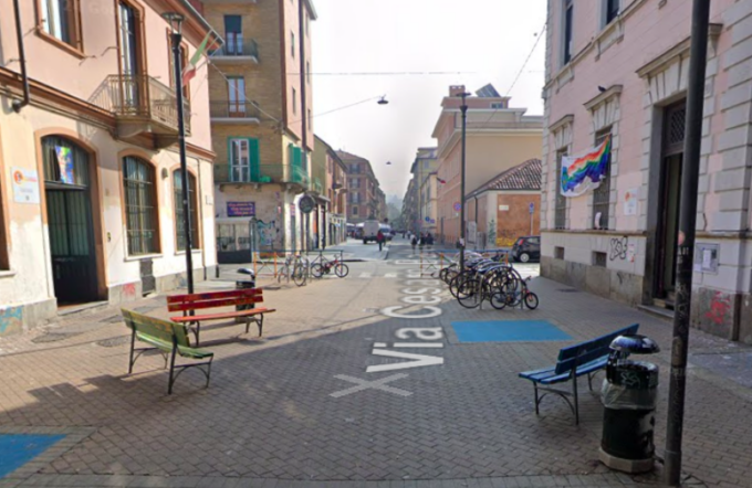 Il litigio degenera: prima le botte, poi le coltellate alla schiena. 26enne arrestato