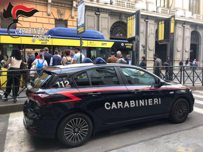 Sul bus, ma senza biglietto: questo weekend i controlli dei carabinieri e di GTT sulle principali linee di bus e tram