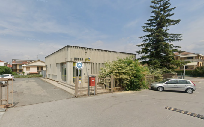 Entra nell’ufficio postale di La Loggia e ruba una consistente somma di denaro