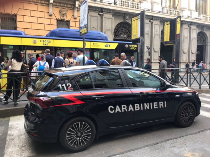 I controlli dei carabinieri sulle linee GTT: su 535 passeggeri 170 non avevano il biglietto
