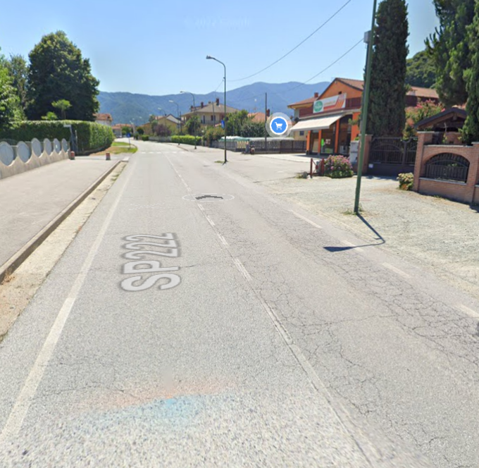 A Revello una bambina investita da un’auto mentre andava a scuola in bicicletta: è grave