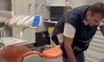 Scoperti tre falsi dentisti e sequestrati quattro studi odontoiatrici: guadagni per un milione di euro