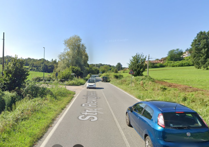 Automobilista perde il controllo e investe una ciclista a Moncalieri