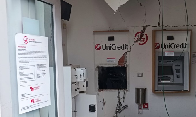 L’ennesimo bancomat fatto saltare in Canavese e cos’è la “tecnica della marmotta”