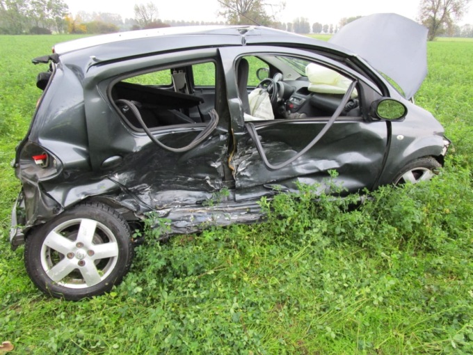 Scontro tra due auto a Stupingi