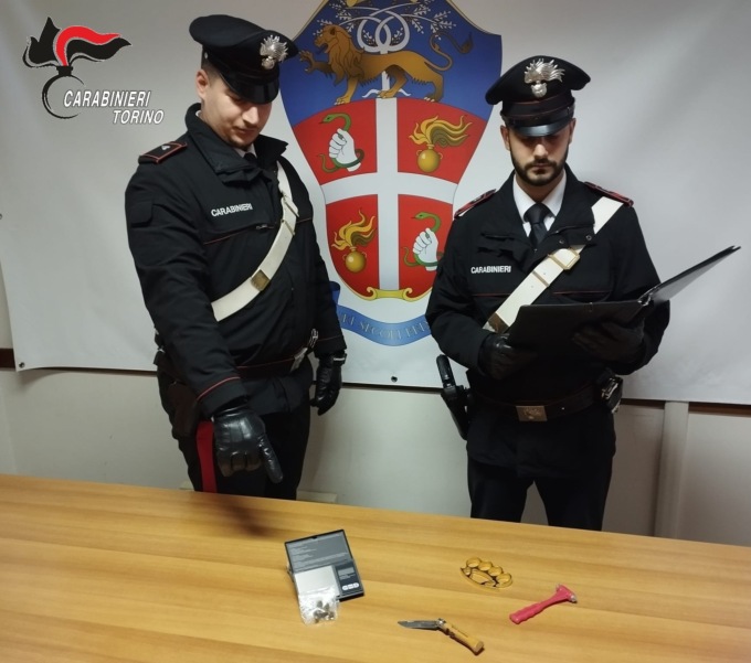 Controlli a tappeto dei carabinieri contro le baby gang: denunciati 3 giovani sotto i 25 anni