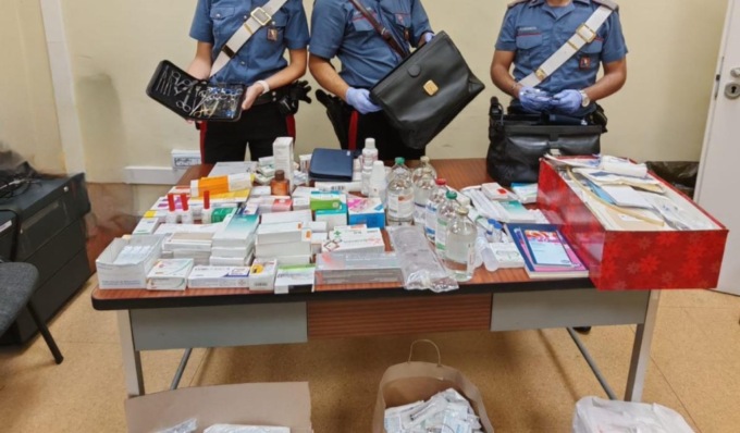 Scoperta finta infermiera a domicilio, 800 euro a visita per somministrare farmaci senza prescrizione
