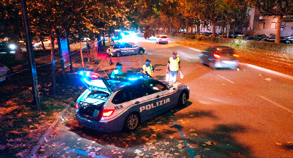 Guida in stato di ebbrezza e sotto effetto di droghe: continuano i controlli della polizia stradale nei weekend
