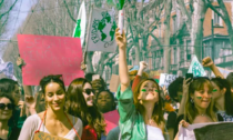 Sciopero per la giustizia climatica: il corteo dei Fridays for Future a Torino