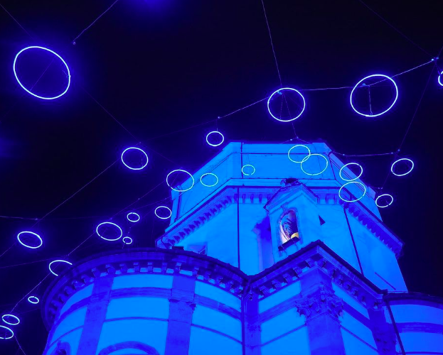 Torino s’illumina d’artista: questa sera l’accensione delle installazioni luminose