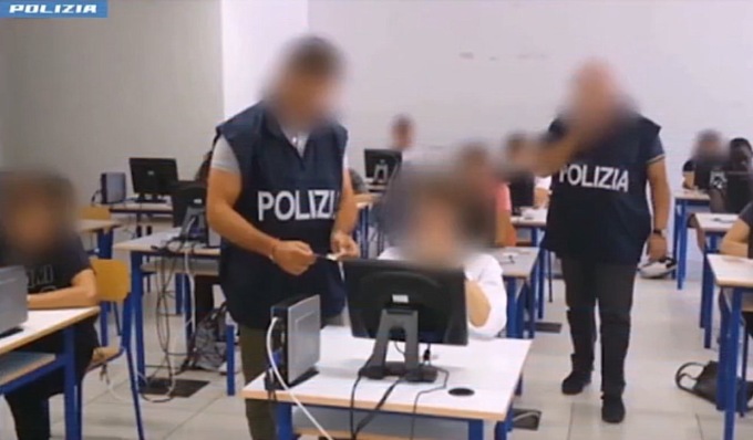 A Torino bastava pagare 3.500 euro per superare brillantemente l’esame di teoria della patente di guida