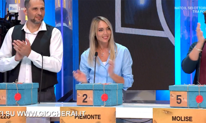 Chi è la “pacchista” che rappresenta il Piemonte ad Affari Tuoi (ottobre 2024)