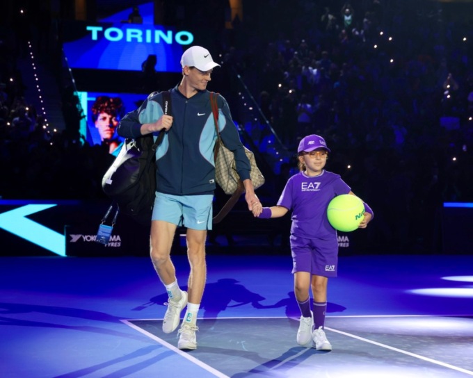 Atp Finals: i piccoli pazienti di Ugi e del Regina Margherita accompagnano in campo grandi campioni del tennis